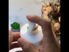 Botella de champú de plástico de 500 ml de bomba de aluminio Botella de lavado corporal blanca